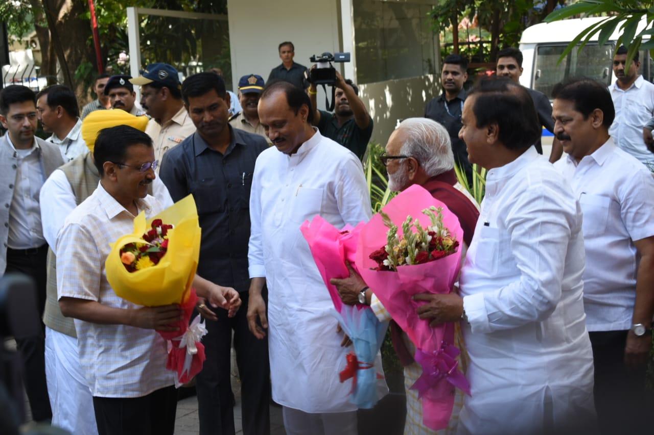 The Centre last Friday promulgated an ordinance to create an authority for the transfer and posting of Group-A officers in Delhi, with the AAP government calling the move a deception with the Supreme Court verdict on control of services (Pic/Sameer Markande)