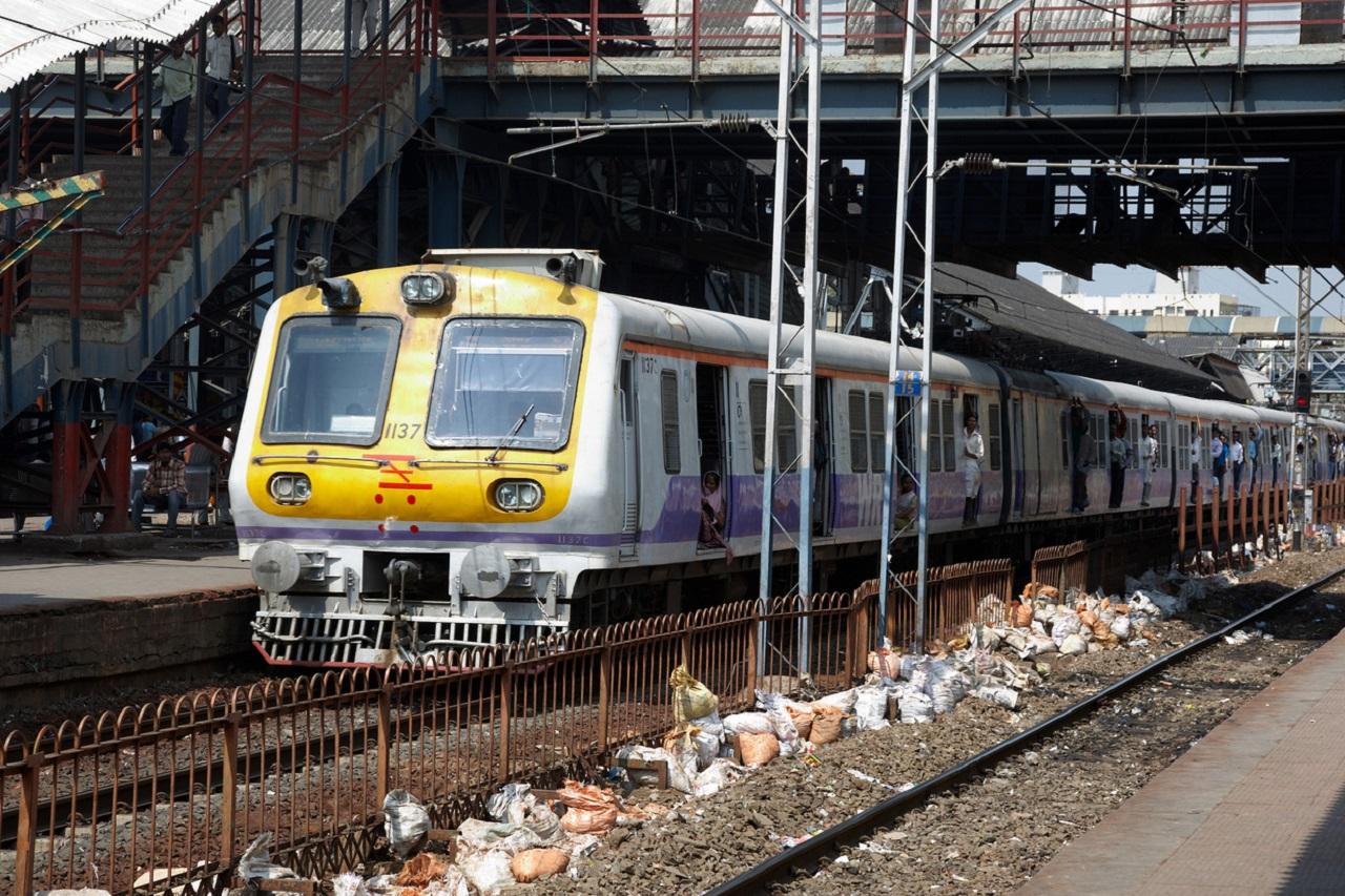 The first part of the project, linking both the stations, was completed last year when WR commissioned a 314-metre-long skywalk connecting Bandra Terminus to the suburban network at Khar Road station, for the convenience of passengers of outstation trains arriving and departing from Bandra Terminus