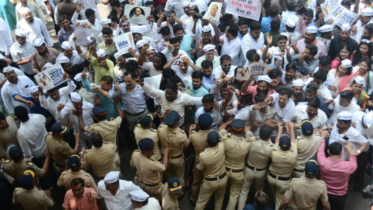 BREAKING: NCP commmittee resolution rejects Sharad Pawar's resignation as party chief