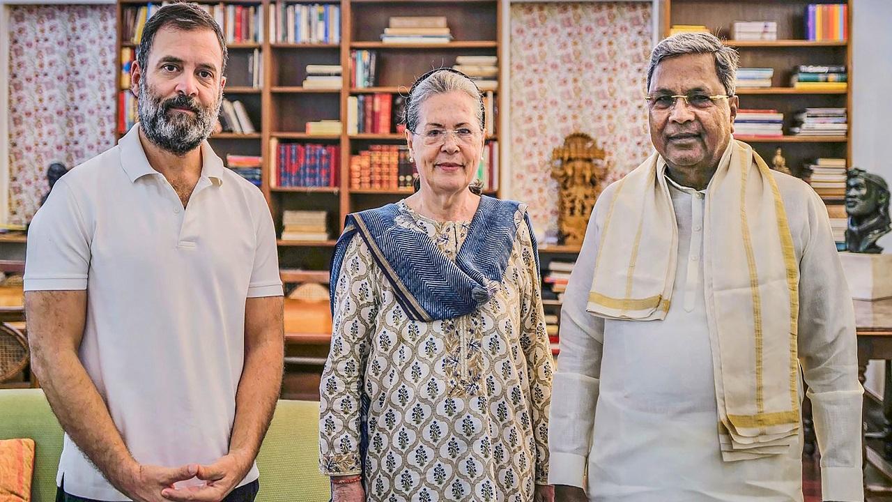 In Photos: Karnataka CM Siddaramaiah meets Sonia Gandhi, Rahul Gandhi in Delhi
