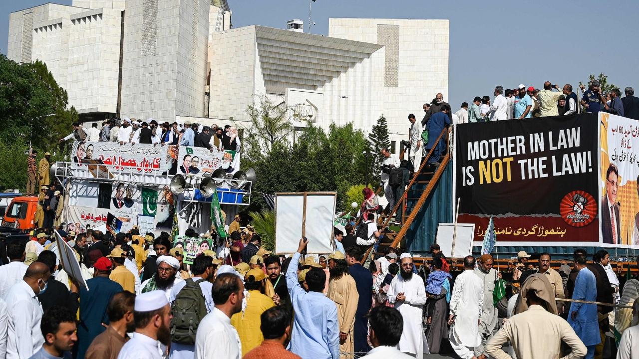 Demonstrators, belonging to the Pakistan Muslim League-Nawaz (PML-N), Jamiat Ulema-i-Islam-Fazl (JUI-F) and the Pakistan People's Party (PPP), earlier in the day entered the Red Zone despite Section 144 still in effect in the federal capital and set up a stage in front of the Supreme Court