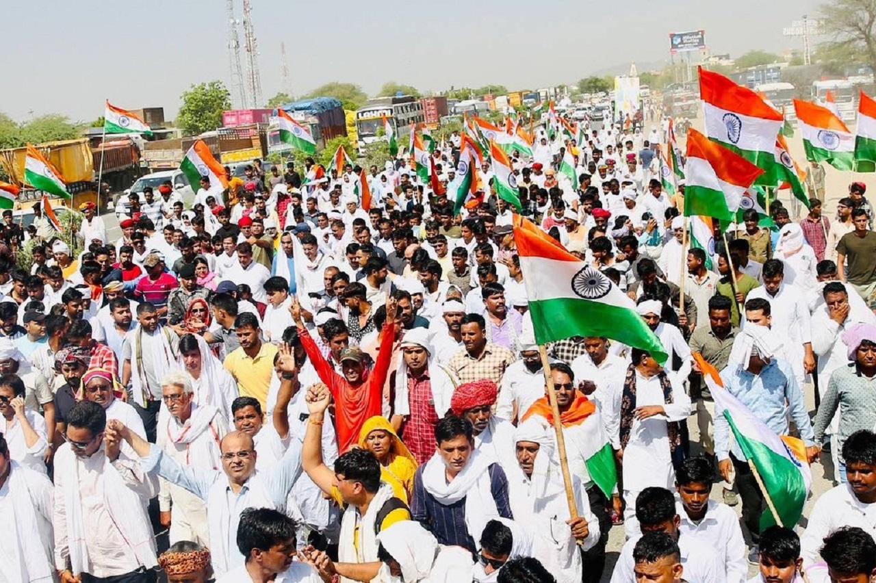 Pilot was addressing his supporters who had gathered for his 'Jan Sangarsh Yatra', which entered its second day, at the toll plaza in Kishangarh of Ajmer district (Pic/Twitter@SachinPilot)