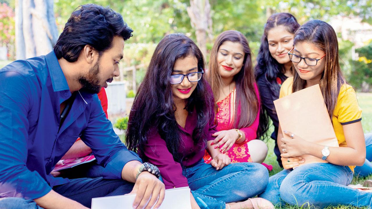 Several students have received full marks while others got zero. Representation pic