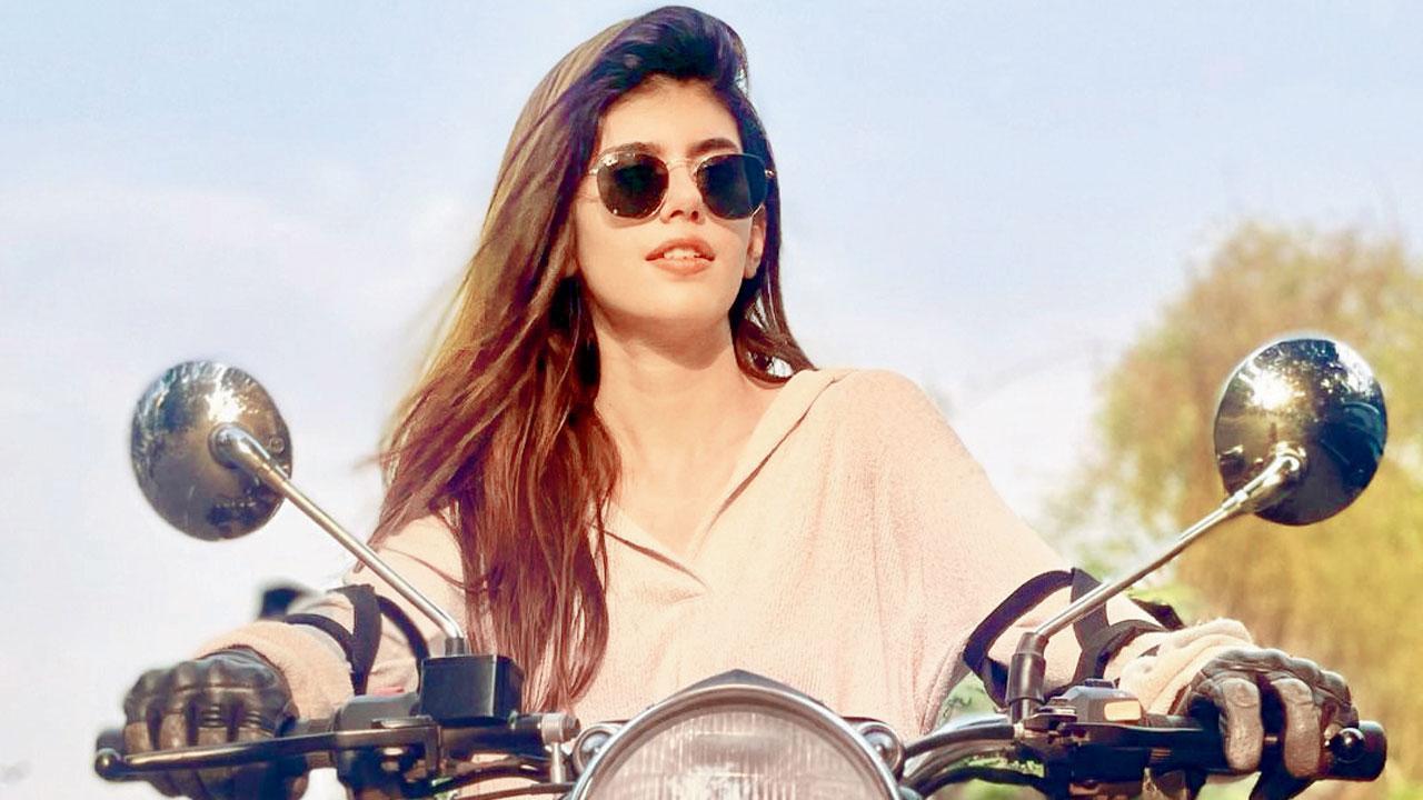 Sanjana Sanghi: We thought there was a woman ghost writer