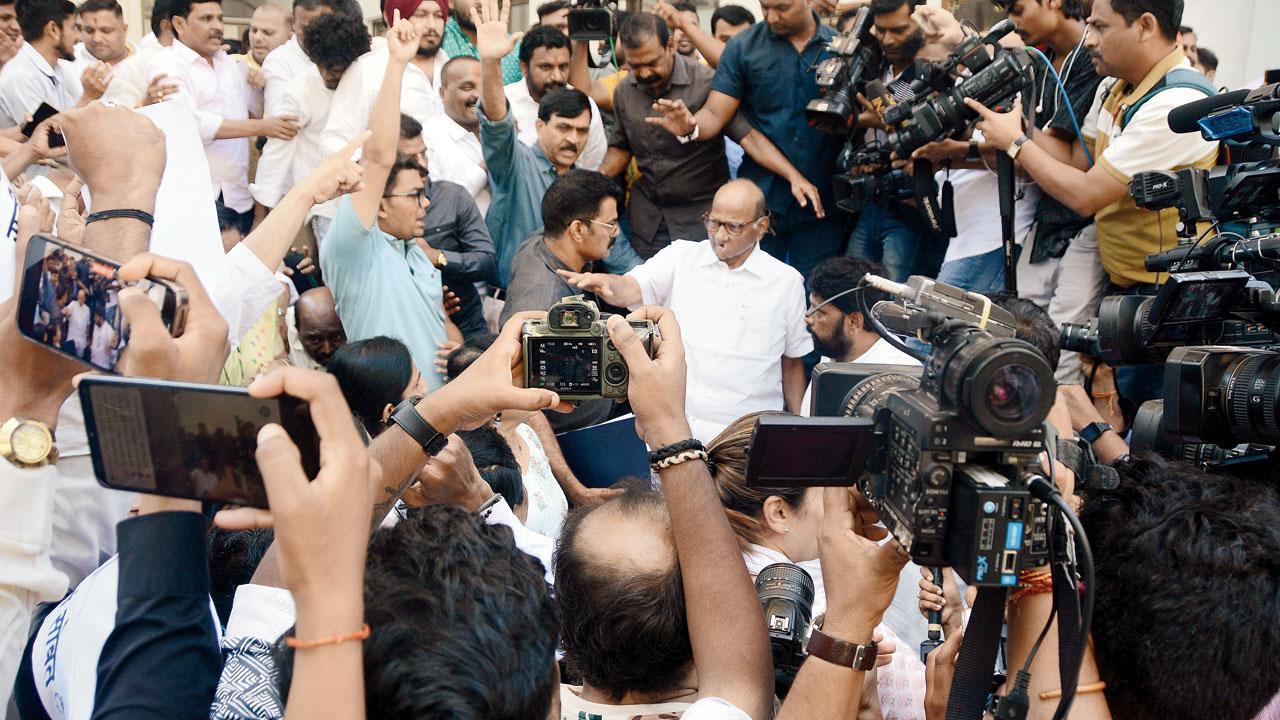 Experts reveal leadership traits that we can learn from mass leaders like Sharad Pawar