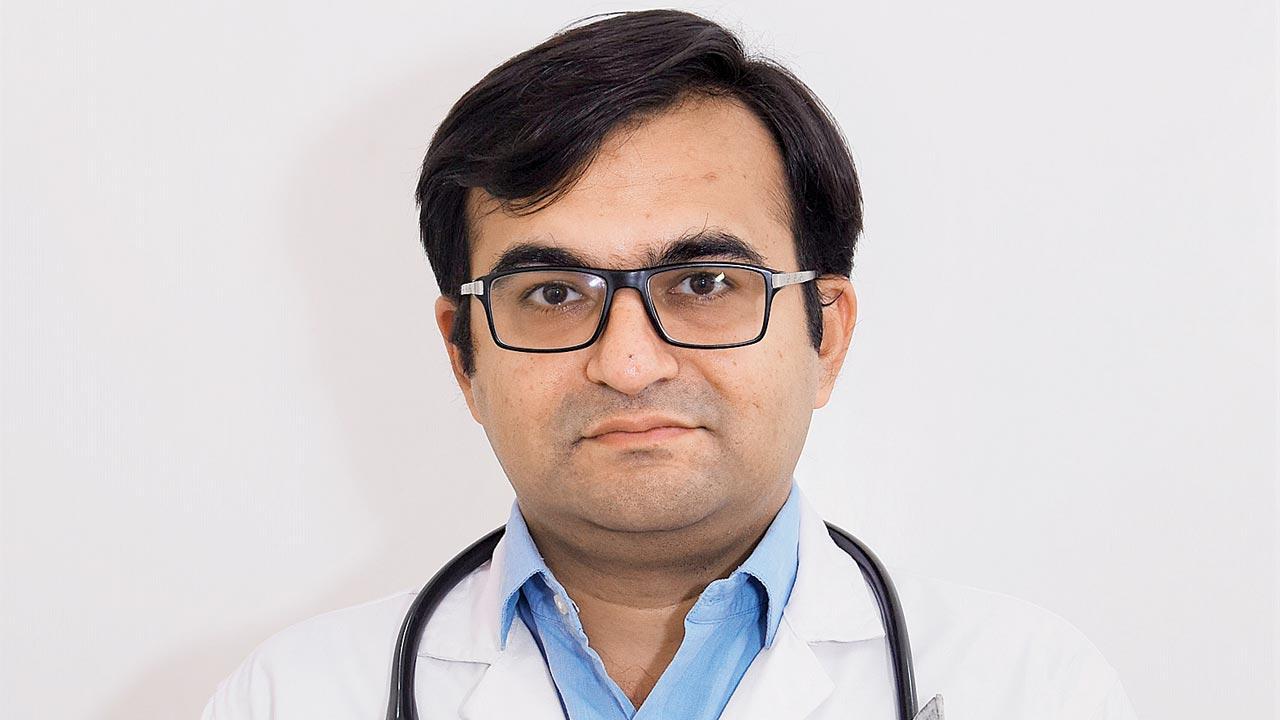Dr Rakesh Lalla,  consultant neurologist,  Fortis Hospital Kalyan