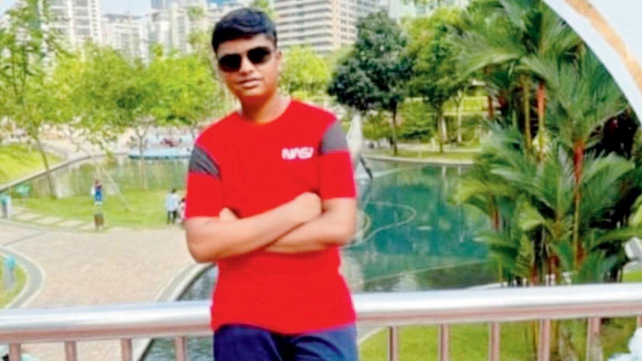 Sleepwalking teen falls to death from Singapore hotel
