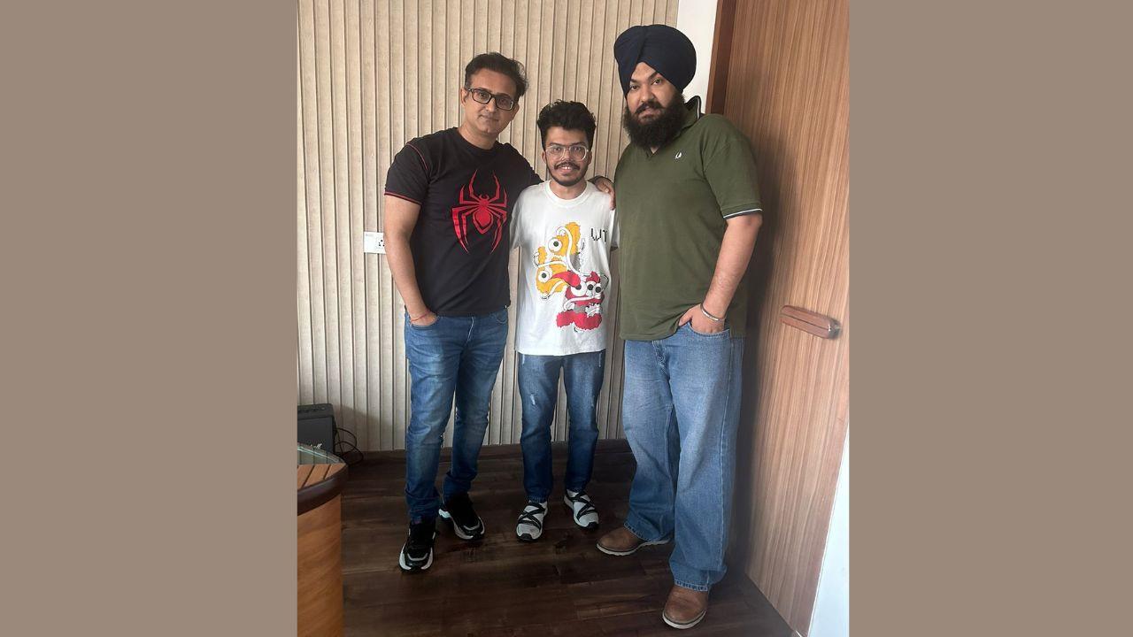 T-Series Signed Angadpreet Singh's Artist  DJ Hardik