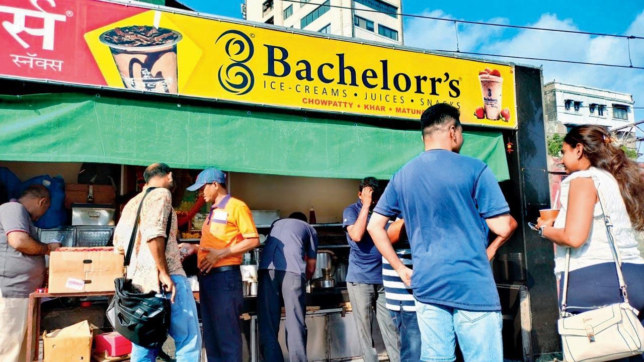 Head to Girgaum Chowpatty to taste cool and quirky offings by Bachelorr’s