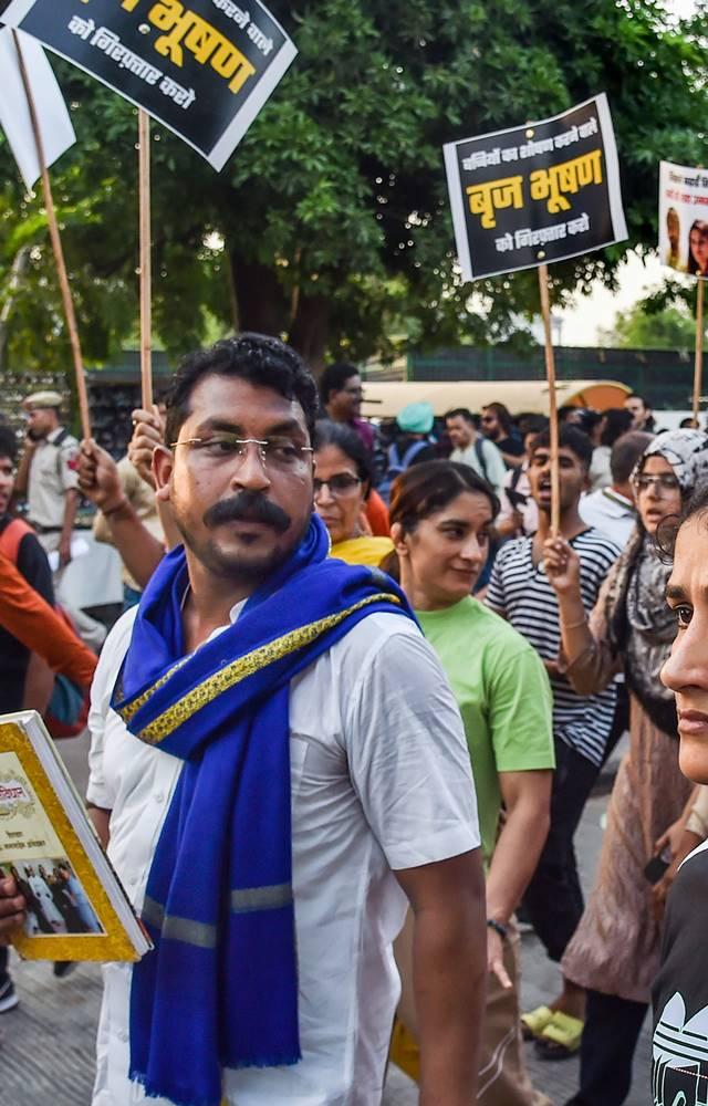 The protesting wrestlers decided to make their 'agitation global' by approaching Olympic medallists and athletes from other countries.