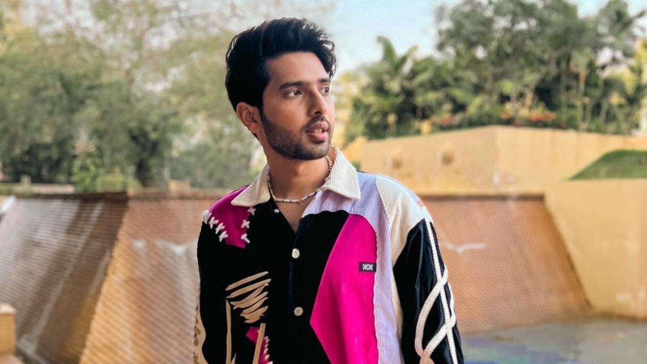 Armaan Malik Nude Porn Pics Showing His Cock - Armaan Malik teases fans with mysterious tweet about big changes in career  and personal life