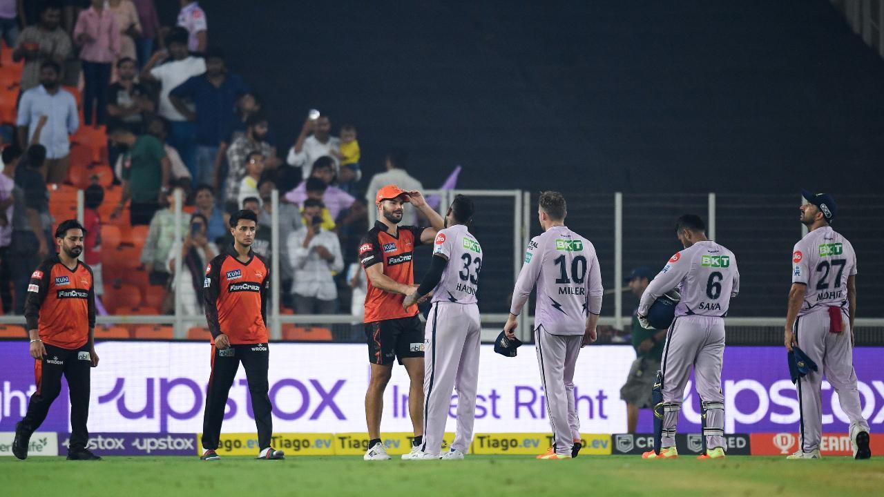 How many points does each team need in order to qualify for IPL 2023 playoffs?