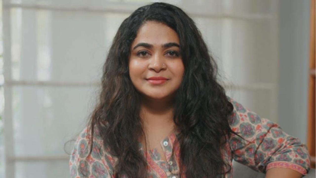 Ashwiny Iyer Tiwari to direct magnum opus on life of Devika Rani and Himanshu Rai