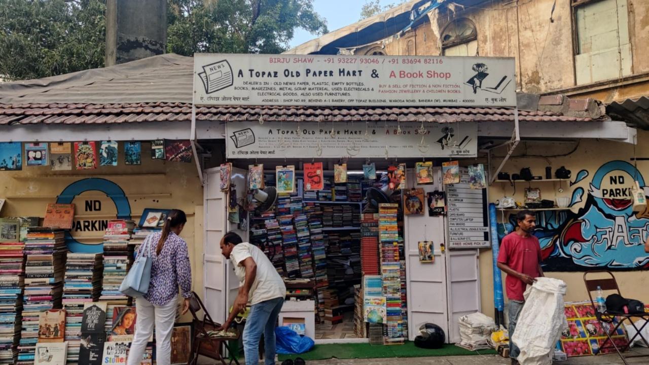 “I came to Mumbai only to meet Salman Khan. I am originally from Bihar. When I left home for a short trip to Mumbai in 2002, I had told my friends that I wouldn’t return without meeting him,” says Birju Shaw, whose dream has now made him a proud Mumbaikar, who also happens to be the owner of 'A Book Shop' located in Bandra (Waroda Road)