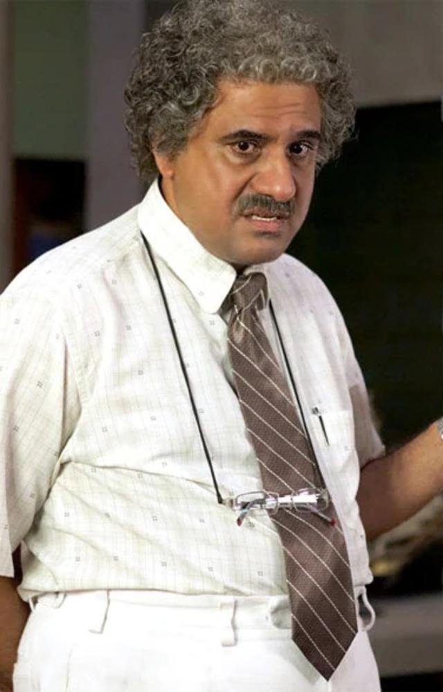 In 3 Idiots, Boman played the role of Dr. Viru Sahastrabuddhe, aka Virus, the strict and old-fashioned college director