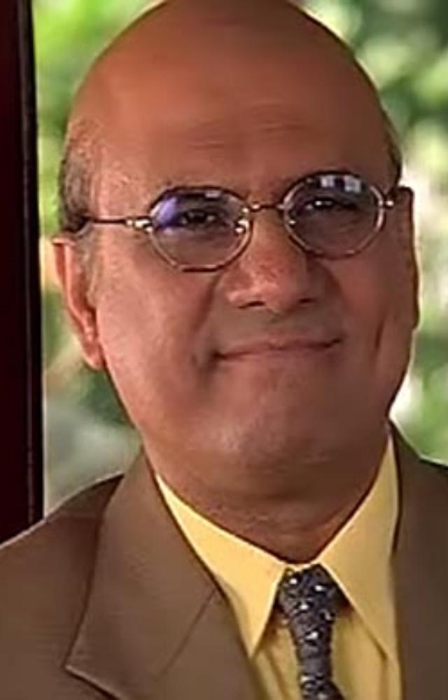 In the iconic film Munna Bhai MBBS, Boman played the role of Dr. Asthana, a strict and uptight dean of a medical college