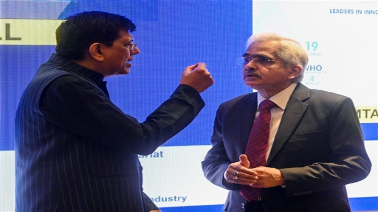 Minister of Commerce and Industry, Textiles, Consumer Affairs, Food & Public Distribution Piyush Goyal in a conversation with RBI Governor Shaktikanta Das at the CII Annual Session on 'Future Frontiers: Competitiveness, Technology, Sustainability, Internationalization', in New Delhi on Wednesday. Addressing the event the minister said that with adequate focus on innovation, quality and talent of the people, the sky's the limit for India's growth. ANI Photo