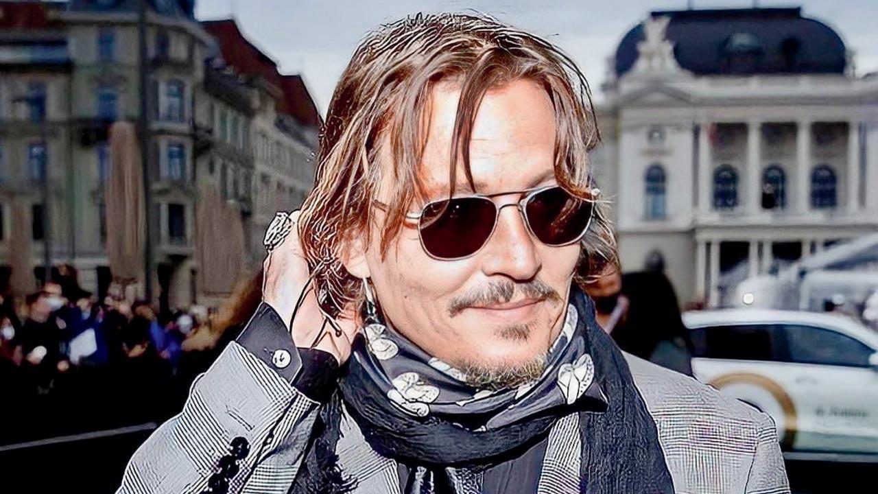 Johnny Depp signs USD 20mn deal with Dior