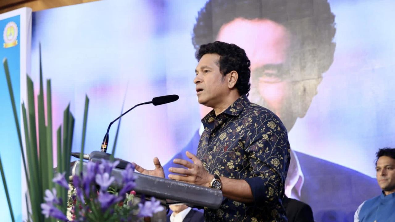 Thankful to Sachin Tendulkar for being a part this important project. It will greatly help prevent the ‘pre-cancer’ conditions prevalent in school/college students now-a-days and will help reduce and prevent tobacco addiction, Fadnavis said in a tweet