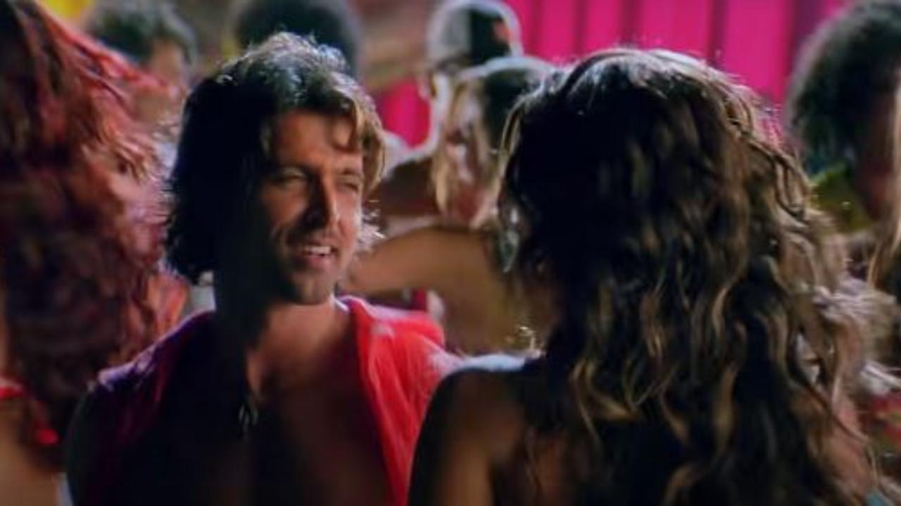 Hrithik Roshan ordered two buckets of junk food after 'Dhoom Again' song shoot