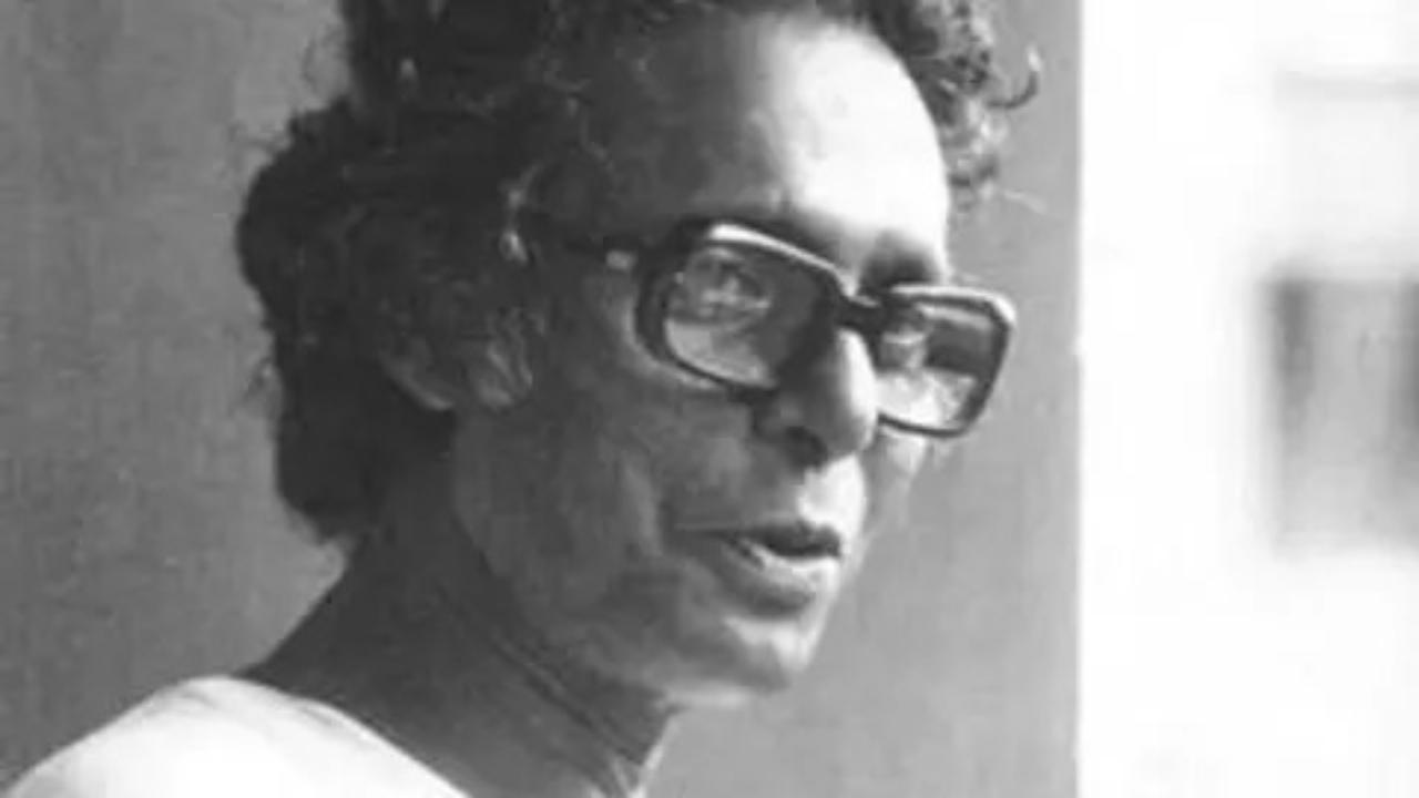 Mrinal Sen birth anniversary: 8 classic movies you must watch of the filmmaker