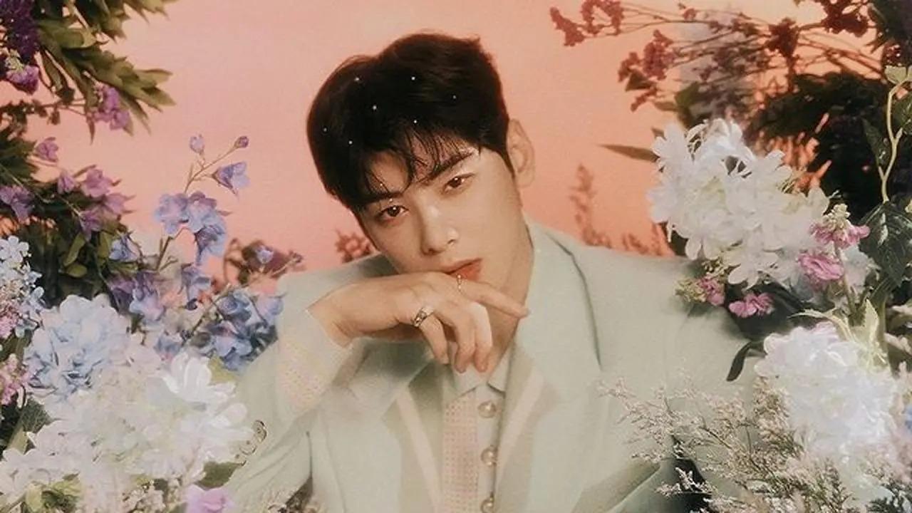 Over the weekend, Cha Eun Woo from ASTRO appeared at a Konnec Thai event, which marked his first public appearance since the tragic death of his groupmate, Moonbin. Moonbin recently passed away at the age of 25. Read full story here