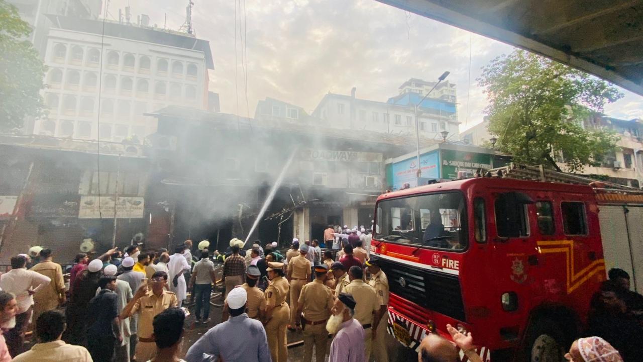 Meanwhile, in an another incident in Pune, Maharashtra, two persons were injured after a massive fire broke out on Pune-Satara Road and spread to three different shops, fire department officials said, reported the PTI