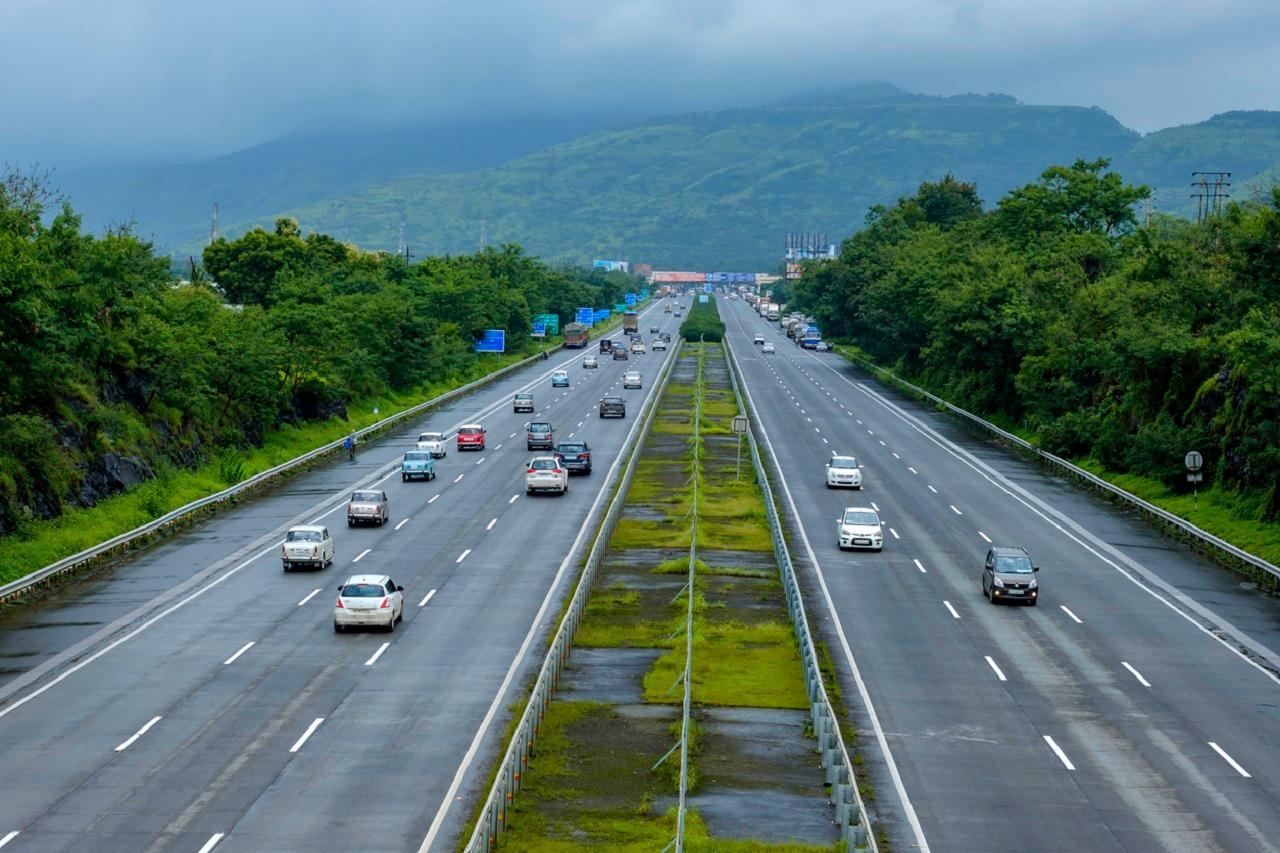 Between December 2022 and May 2023, the RTO registered a total of 1,566 cases of driving without a licence on the expressway