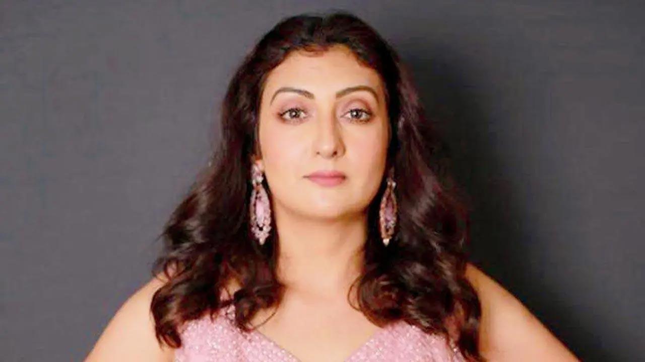 What made Juhi Parmar say sure to `Yeh Meri Household`?