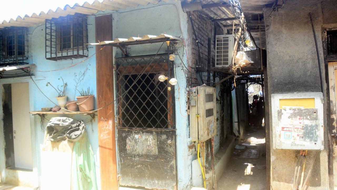 In Photos: Six suffer burn injuries in fire after cooking gas leakage in Khar