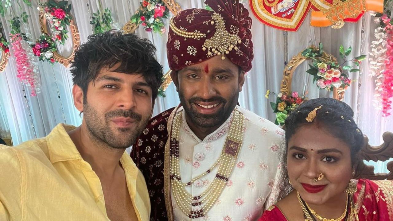 Kartik Aaryan attends his spotboy Sachin's wedding, shares pictures