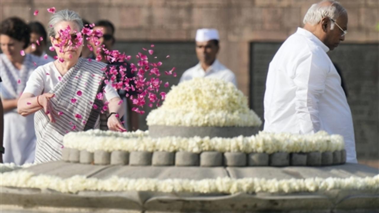 Former Congress president Sonia Gandhi after paying tribute to former Prime Minister Rajiv Gandhi on his death anniversary (Photo/PTI)