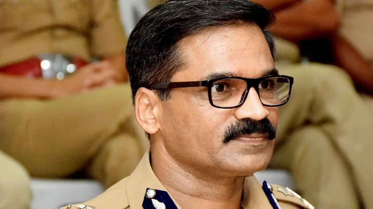 Dr Ravinder Singal, additional director general of police, highway traffic, Maharashtra, told mid-day, “The successful outcome can be attributed to a series of comprehensive measures implemented by the Highway Safety Patrol. One notable initiative is our safety campaign on the Mumbai-Pune stretch, which aims to raise awareness about road safety and encourage responsible driving practices. Additionally, the compilation of taluka-wise accident data has provided valuable insights for better understanding accident patterns and implementing targeted interventions”
In Pic: Dr Ravinder Singal, ADGP, highway traffic, Maharashtra
