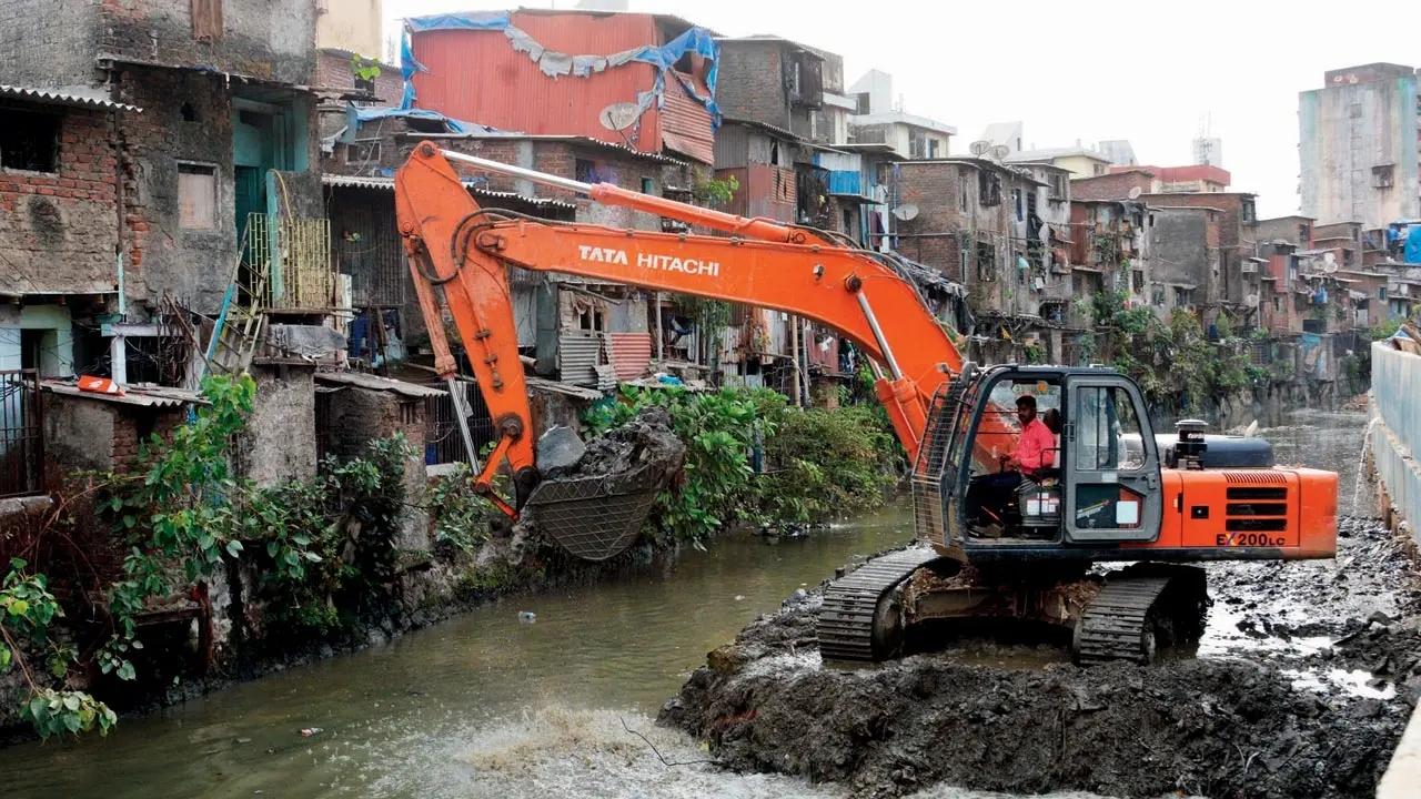 The BMC claims it has completed 99 per cent of its pre-monsoon nullah cleaning work on Wednesday, a week prior to the May 31 deadline.Of the 9.80 lakh tonnes of silt to be removed by May 31, the BMC removed 9.74 lakh tonnes so far. Of this, 1,92,517 tonnes of waste was removed from the approximately 146 km network of major nullahs in the western suburbs