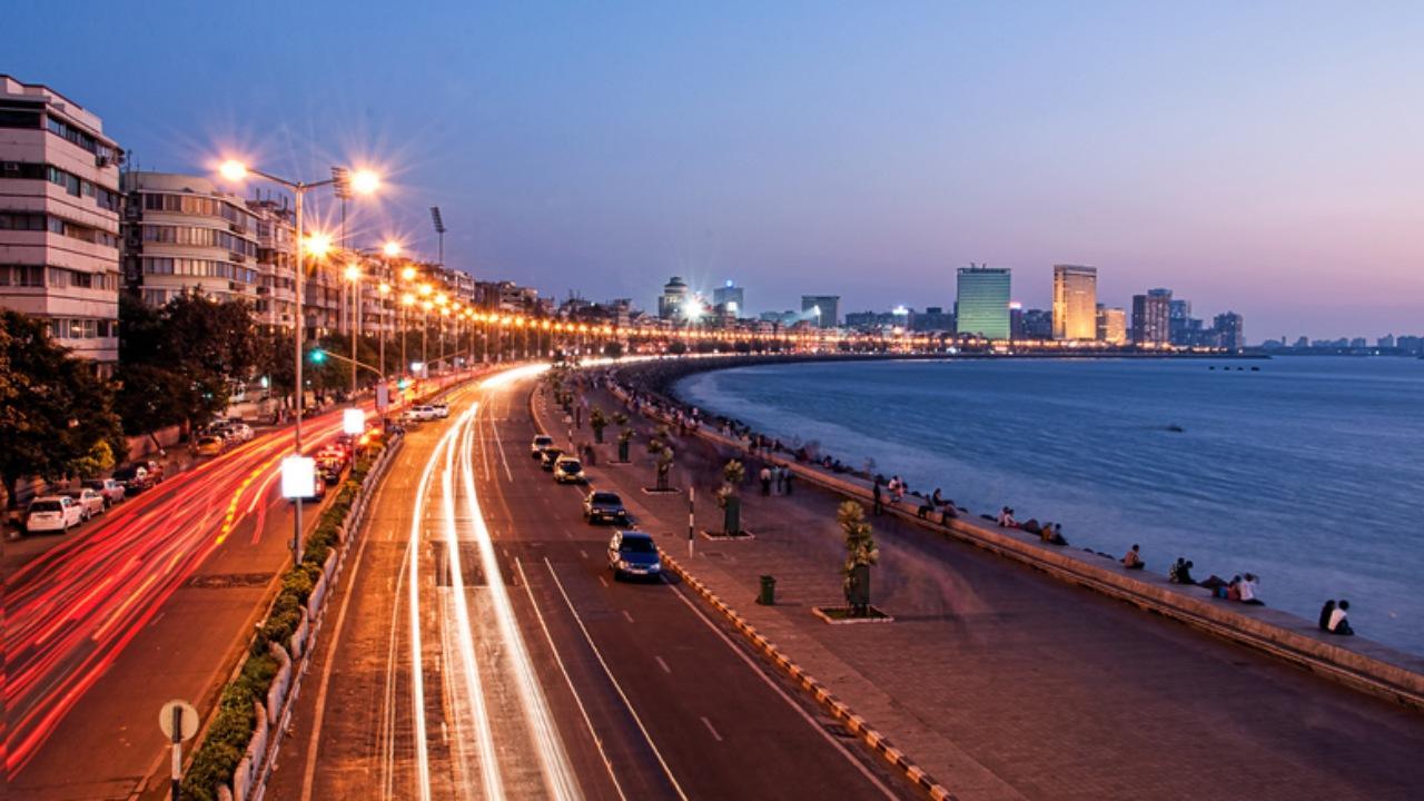Mumbai: BMC to construct sea side plaza in Marine Drive; CM directs for International standard facilities
