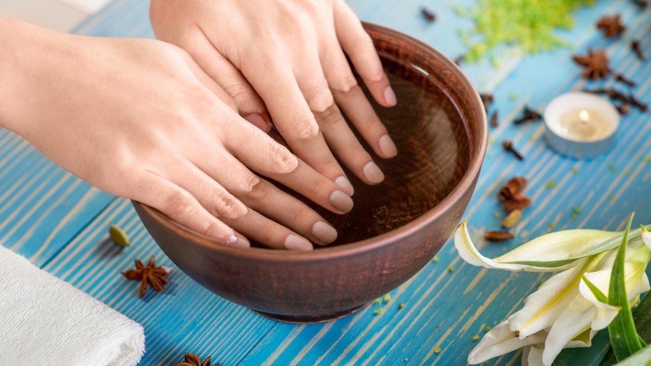 6 easy tips to take care of your nails during summer