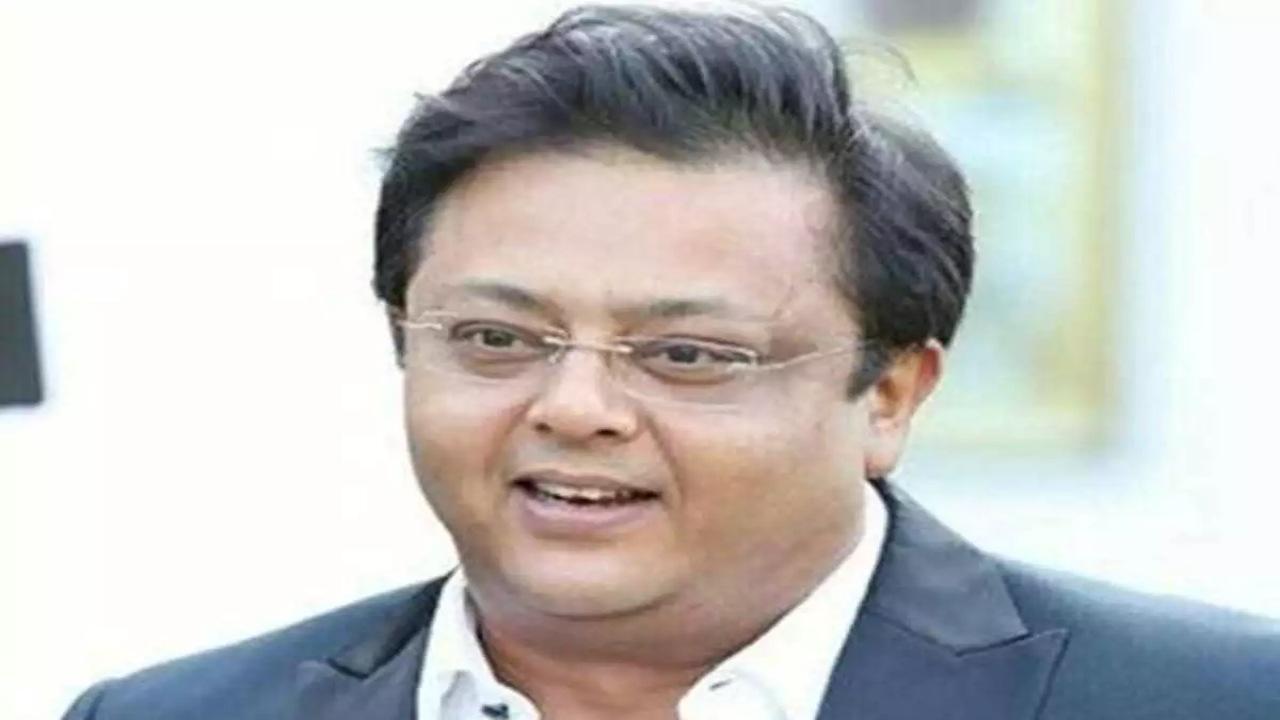 Maharashtra: Actor, scriptwriter Nitesh Pandey passes away