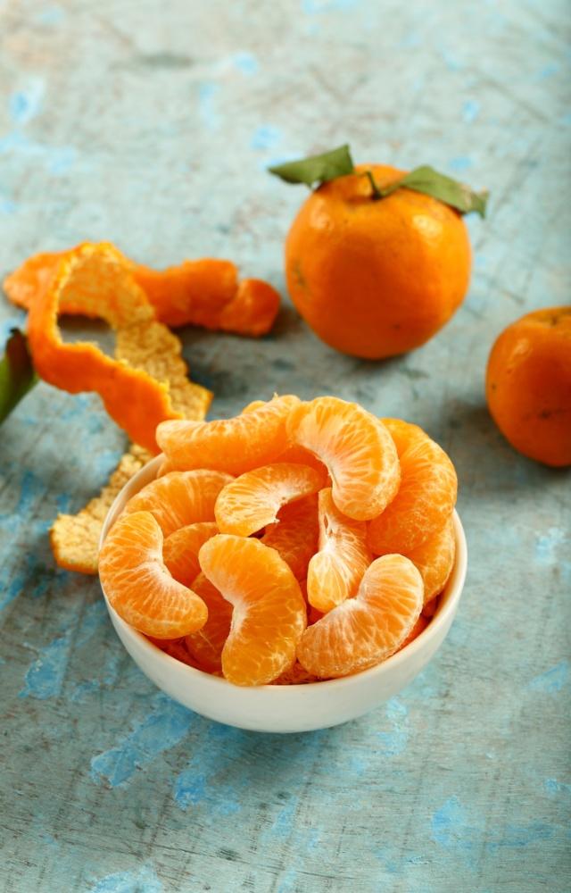 Loaded with vitamins, minerals, and plant compounds, fruits like oranges and lemons keep the heart in good health