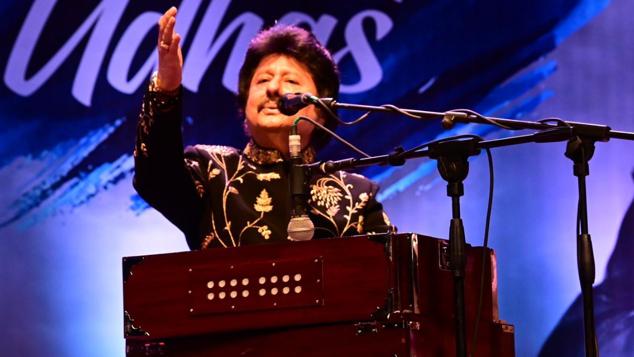Happy Birthday Pankaj Udhas: From 'Chitti Aayi Hai' to 'Na Kajre Ki Dhar', evergreen songs of Ghazal Maestro