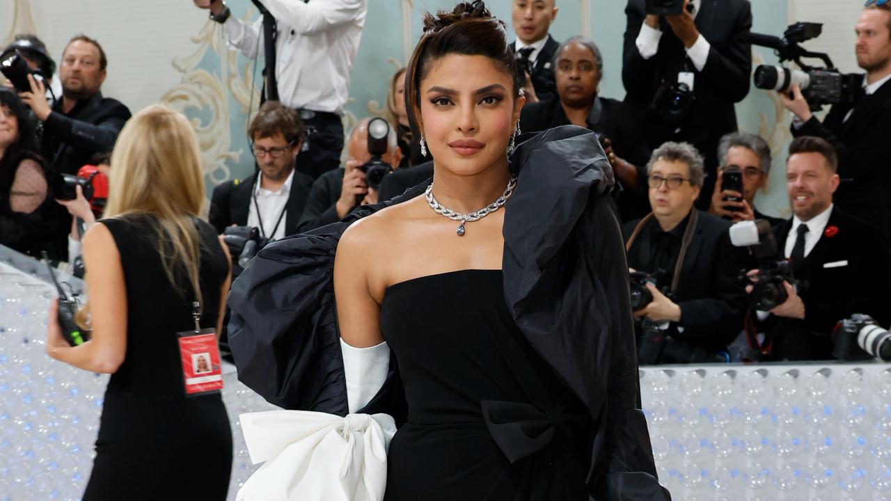 Priyanka Chopra Jonas wore a black Valentino ensemble and accessorised her outfit with a lavish 11-carat diamond necklace.