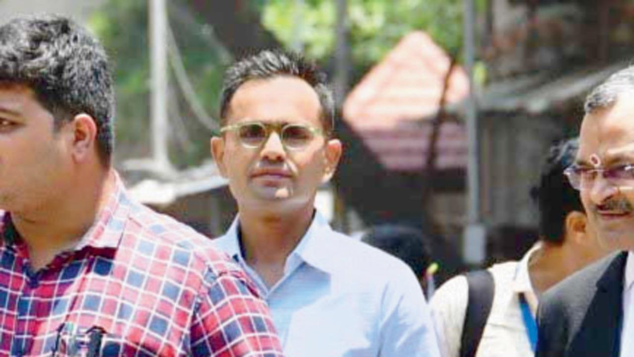 Mumbai: Bombay High Court extends interim protection to Sameer Wankhede