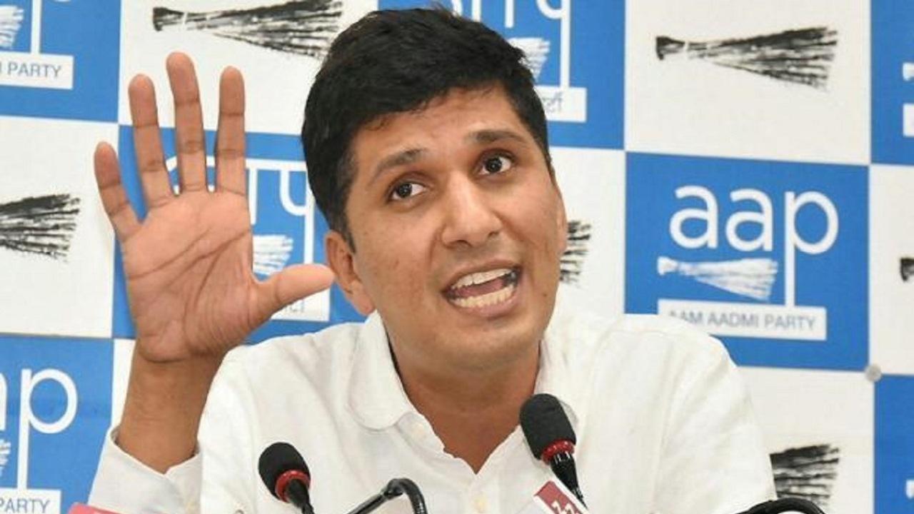 AAP slams Delhi Congress for 'politics of convenience' on Centre's ordinance on services matter