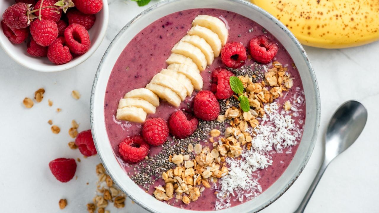 Healthy smoothie and juice recipes to remain active during summer