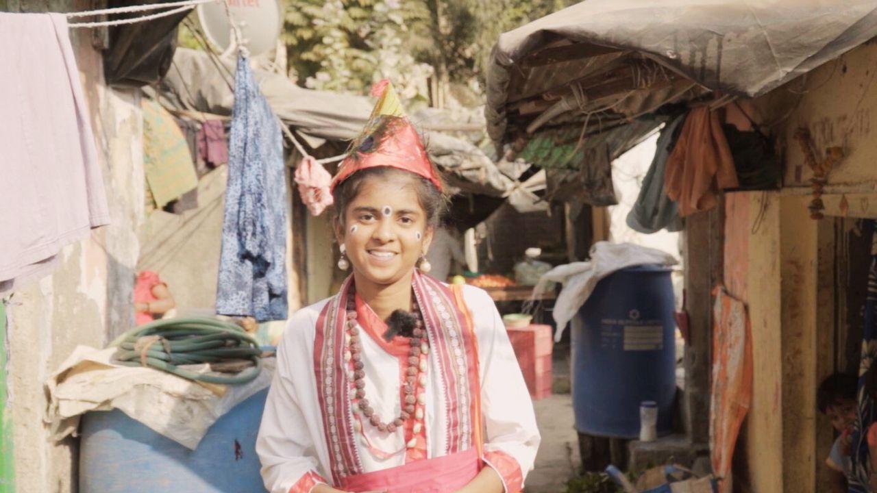 Snehal picked Vasudev as her avatar and merged the power of music to create an anti-tobacco anthem. The lyrics of her composition represent the toxicity of chewing masheri. In Marathi language, she sings: 