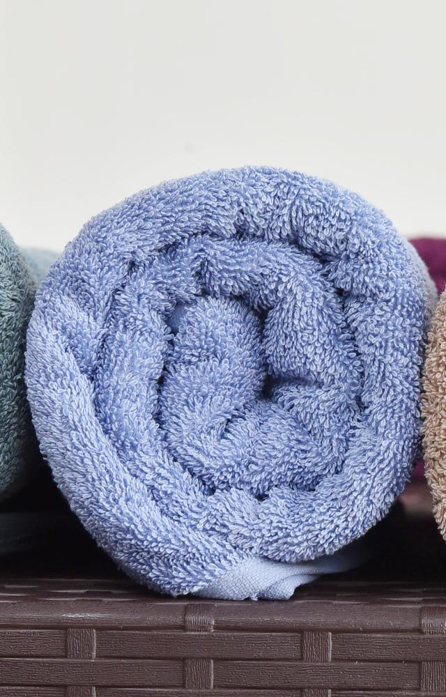 The most common materials used for towels are cotton and microfibre. Cotton towels are considered a common option since they are plush and absorbent in summers