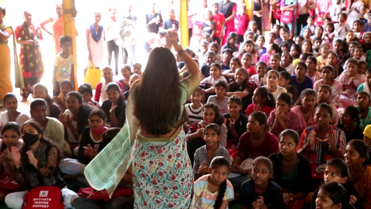 Starting off as an event executive in the NGO, today, Khushboo Goel is one of the driving forces at the NGO Kartavya Charitable Trust who brings a positive impact in the lives of underprivileged children. 