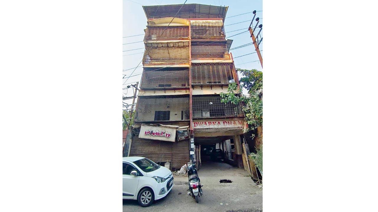 Dwarka Dham is among the 50 buildings whose residents have to be evicted before they  can be repaired. Pic/Navneet Barhate