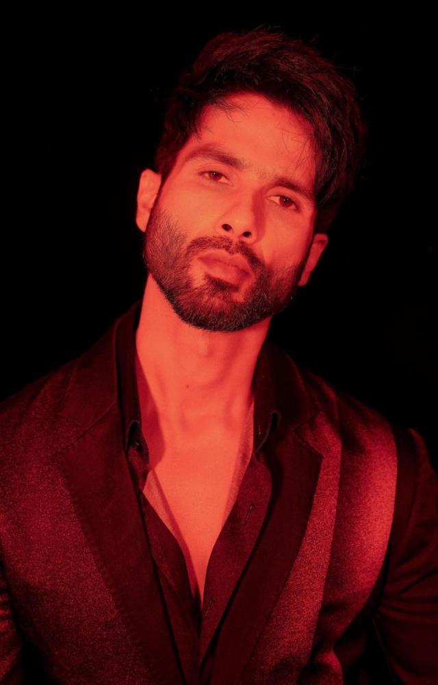 Shahid Kapoor, who is all set to kick up a storm with his much-awaited next, `Bloody Daddy`, has been serving swoon-worthy suited-up looks lately