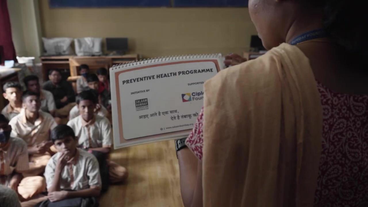 Snehal learnt about the ill- effects of tobacco through the Preventive Health Education Programme launched by Salaam Bombay Foundation for adolescents in Mumbai slums