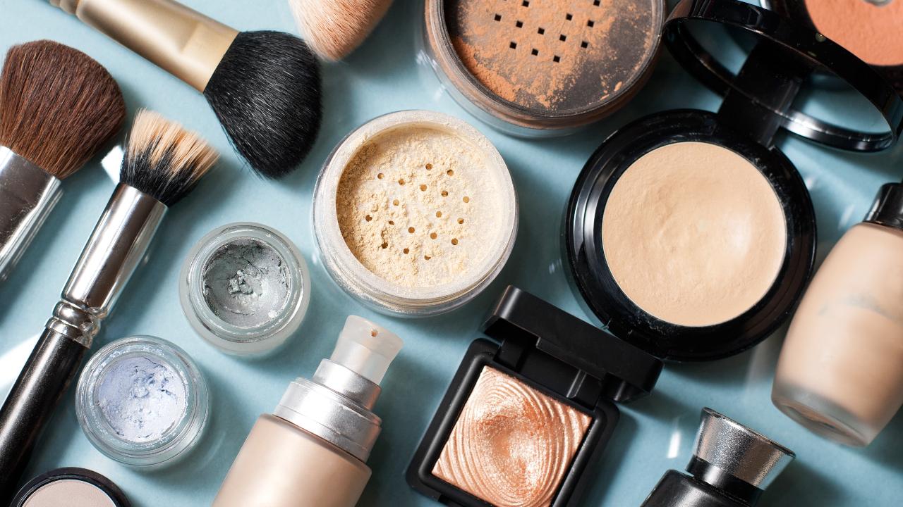 Using cosmetics excessively can also cause wrinkles on people's faces. They could cause rashes, edoema, clogged pores, and other unfavourable outcomes. Image for representational purposes only. Photo Courtesy: Istock